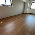 洋室8.8帖(寝室)